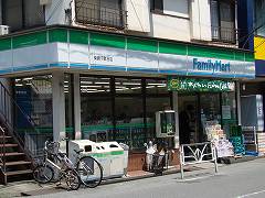 ファミリーマート
