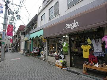 荻窪タウン情報　教会通り