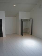 上高田新築一戸建て　天窓つきの部屋