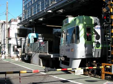 世田谷区代沢の新築一戸建て　駅