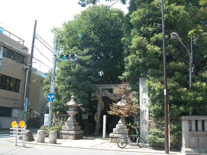 世田谷のマンション　奥沢神社