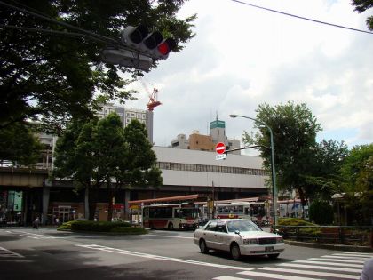 阿佐ヶ谷新築一戸建て　バスロータリー