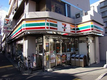 江古田新築一戸建て　コンビニ