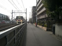 給田新築一戸建て　駅から現地
