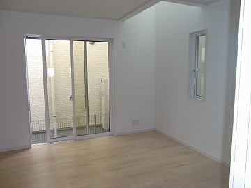 宮前新築一戸建て　洋室８帖