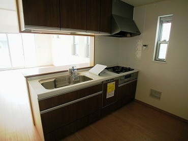 野方新築一戸建て　キッチン
