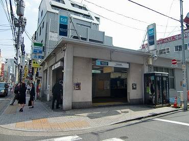 中野区南台新築一戸建て　中野新橋駅：現地から1100ｍ